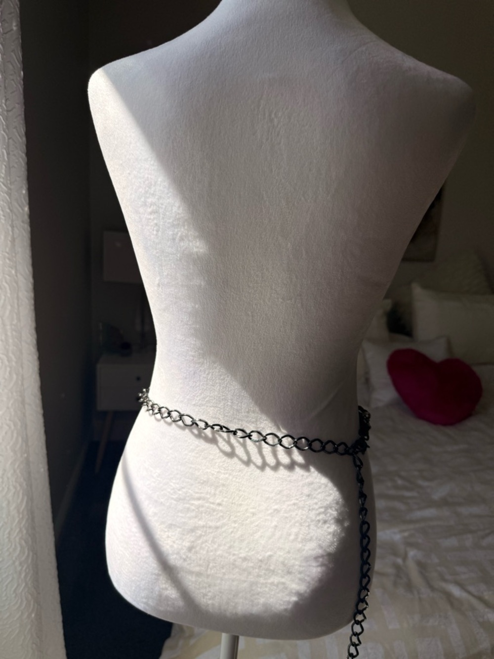 WHBM Black Chain Belt - Picture 3 of 7